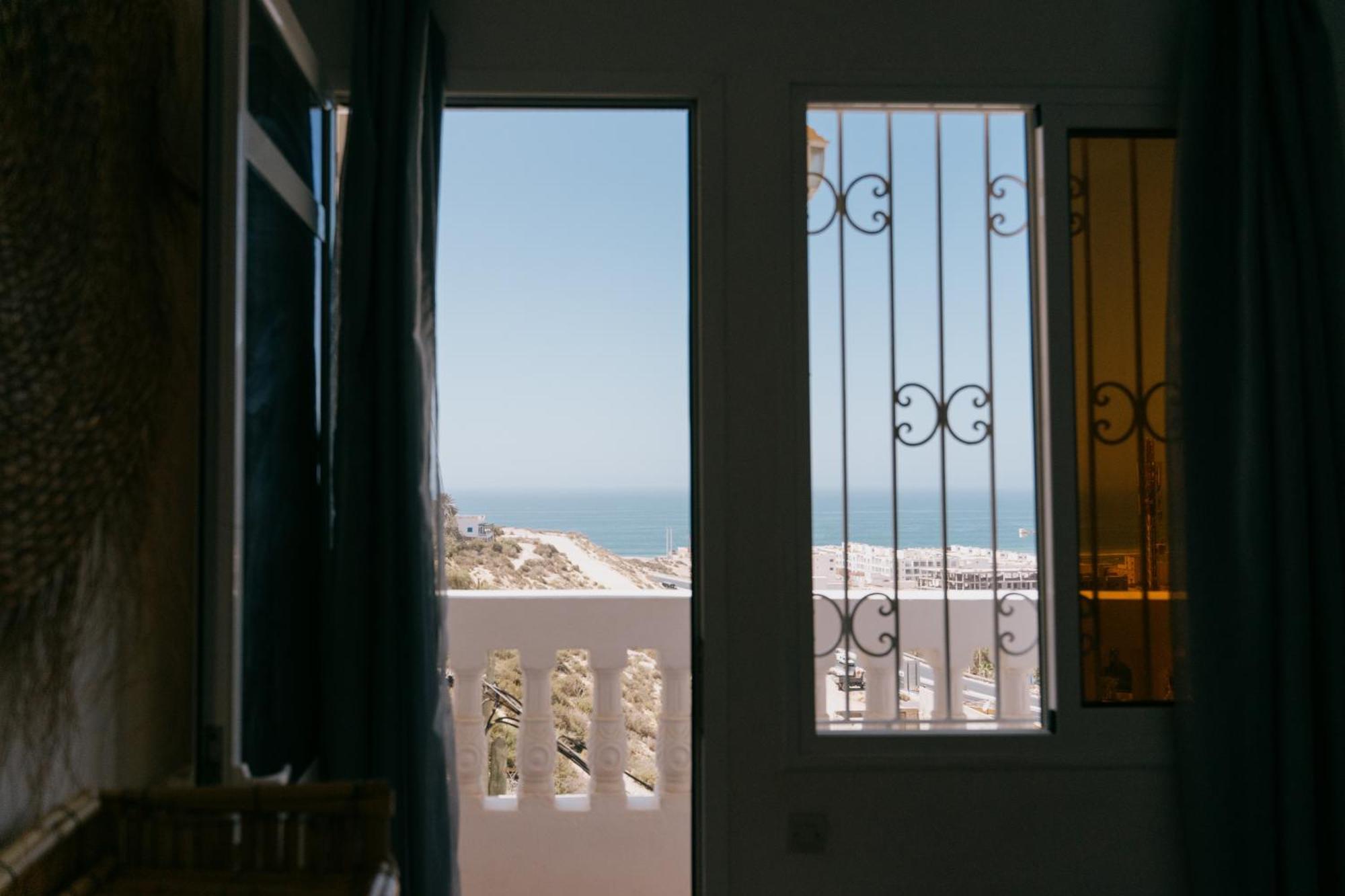 Kosasurfmorocco Hotel Awrir Bagian luar foto