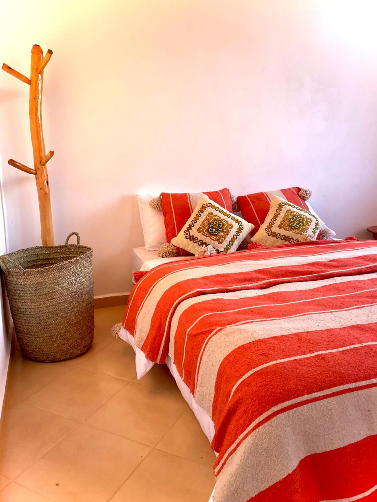 Kosasurfmorocco Hotel Awrir Bagian luar foto